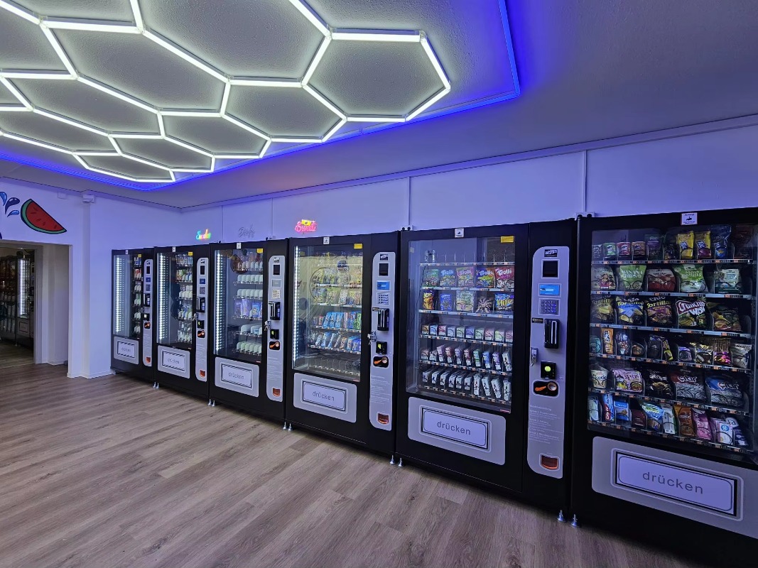 Commercial Smart Snack Vending - Commercial Vending Machine 评论和价格